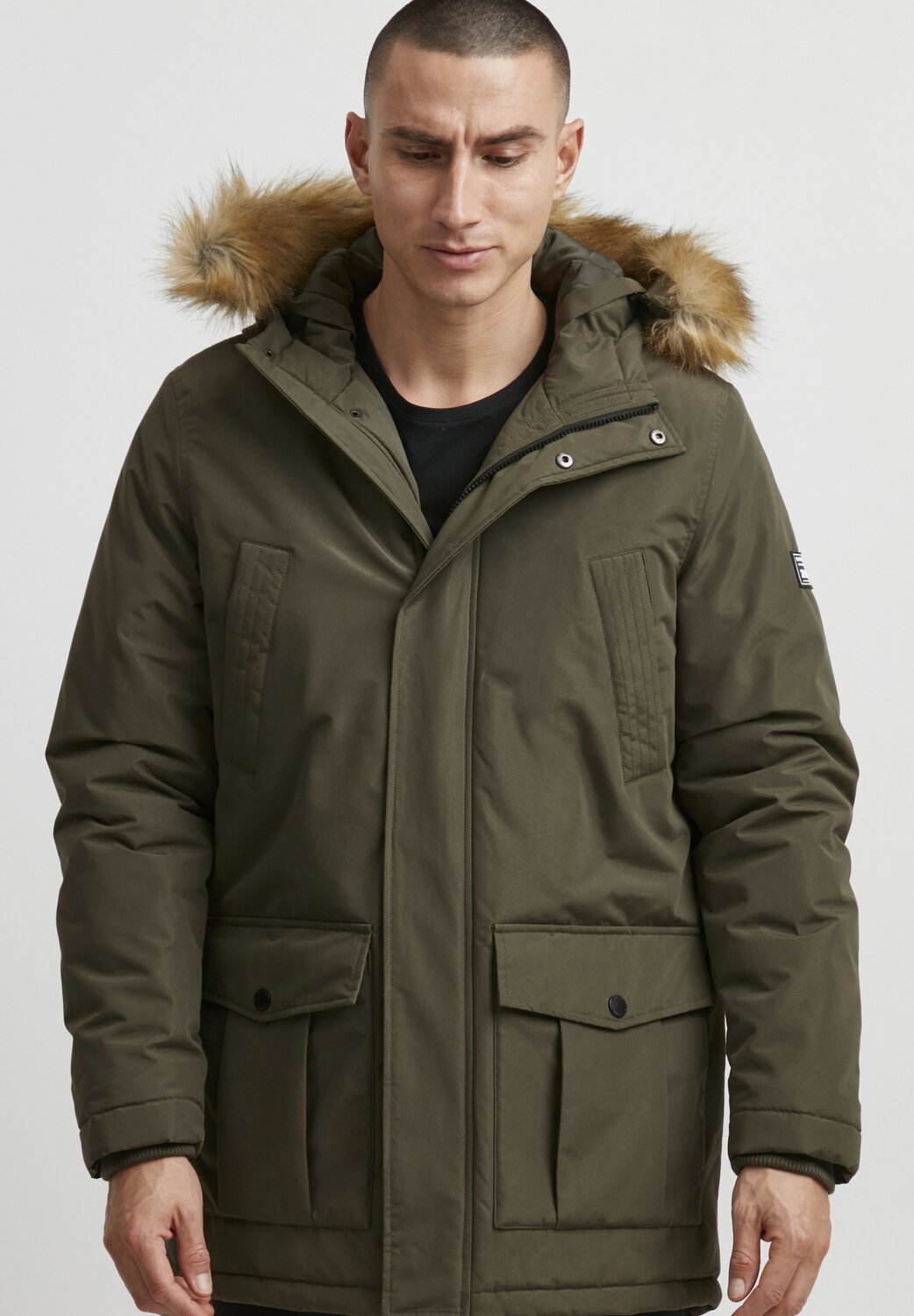 Пальто зимнее 11 Project с капюшоном, хаки
Пальто зимнее 11 Project с капюшоном, хаки