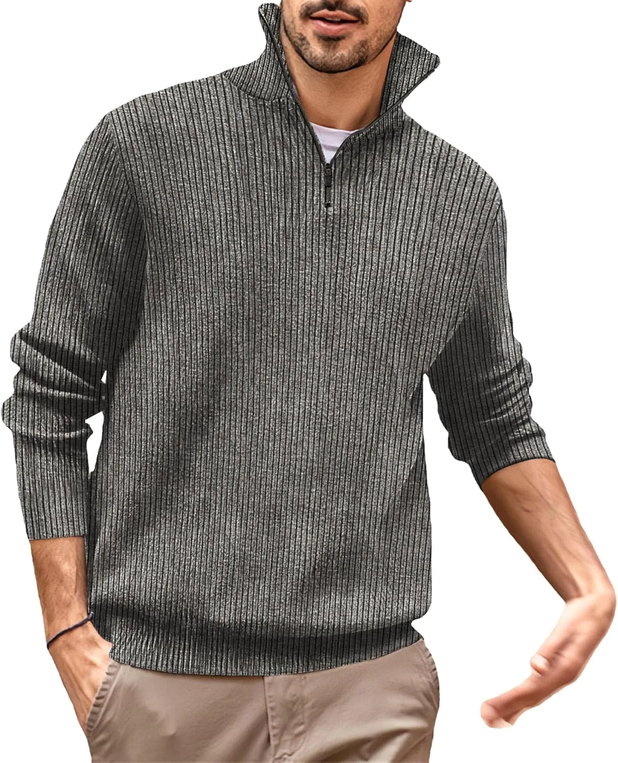 Мужской свитер с полузастежкой-молнией
Мужской свитер с полузастежкой-молнией