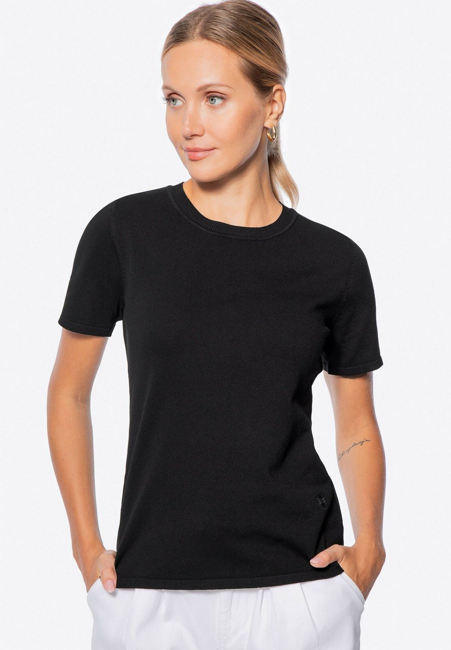 Футболка WITTCHEN Basic T-shirt, Black, Черный, Футболка WITTCHEN Basic T-shirt, Black
Футболка WITTCHEN Basic T-shirt, Black, Черный, Футболка WITTCHEN Basic T-shirt, Black
