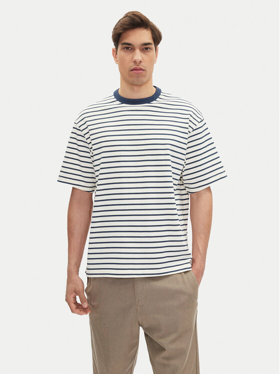 Футболка оверсайз Allentown 1016286 Mustang, белый
Футболка оверсайз Allentown 1016286 Mustang, белый