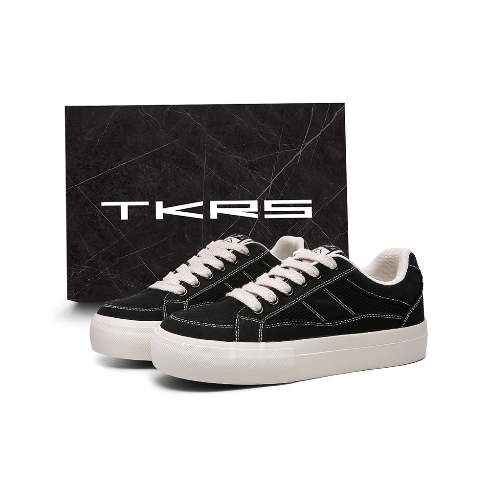 TKRS Легкие и дышащие мужские скейтерские кеды лоу-топ черные с белой строчкой, цвет Black with White Stitching
TKRS Легкие и дышащие мужские скейтерские кеды лоу-топ черные с белой строчкой, цвет Black with White Stitching