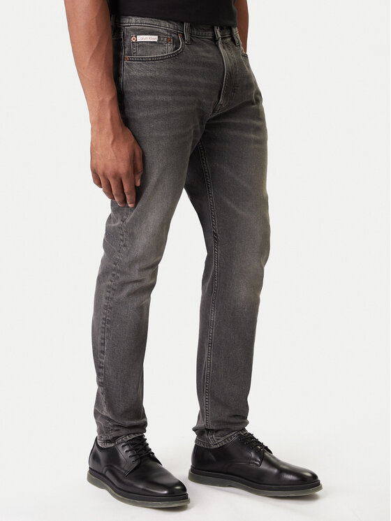 Джинсы slim fit LV04RD702G Calvin Klein Jeans, серый
Джинсы slim fit LV04RD702G Calvin Klein Jeans, серый