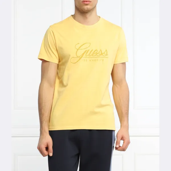 Футболка Barry классического кроя Guess, желтый 
Футболка Barry классического кроя Guess, желтый