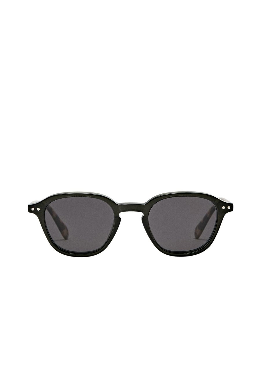 Солнцезащитные очки Massimo Dutti Sunglasses, Dark Green
Солнцезащитные очки Massimo Dutti Sunglasses, Dark Green