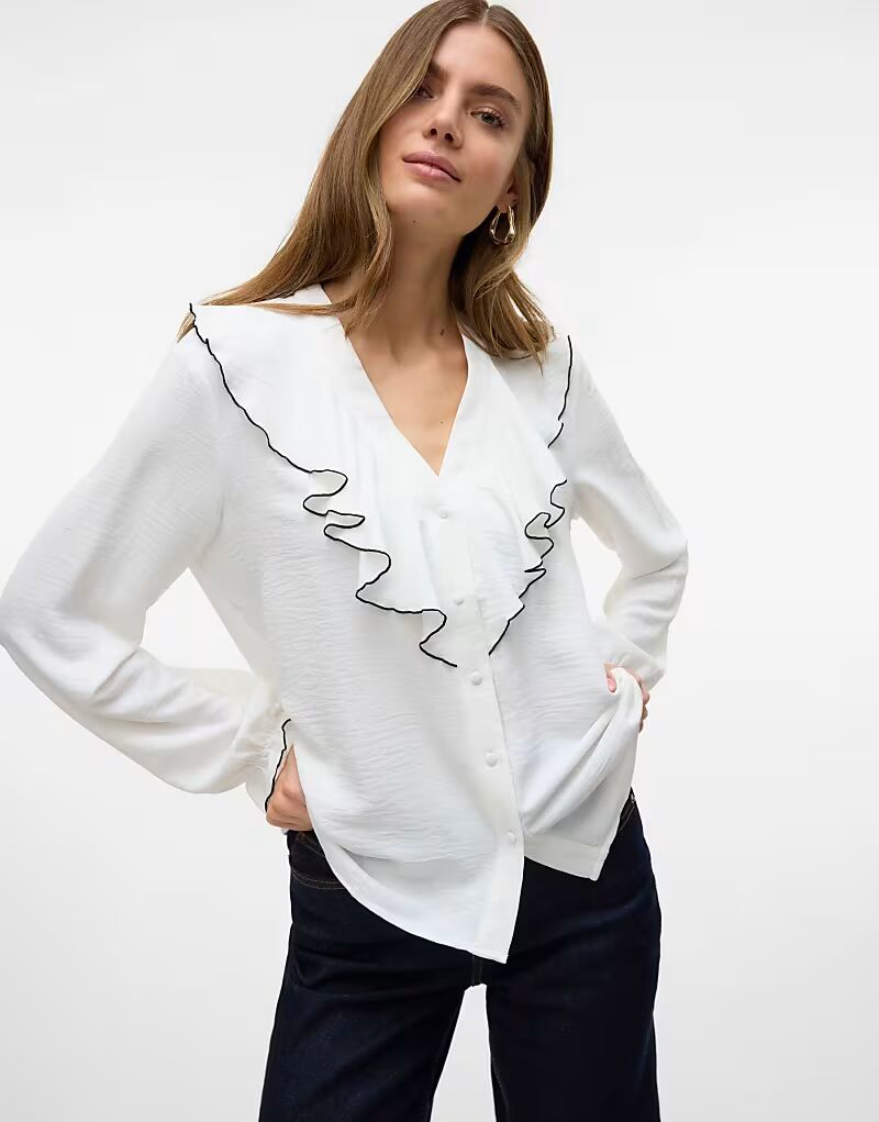 Блузка Vero Moda белого цвета
Блузка Vero Moda белого цвета