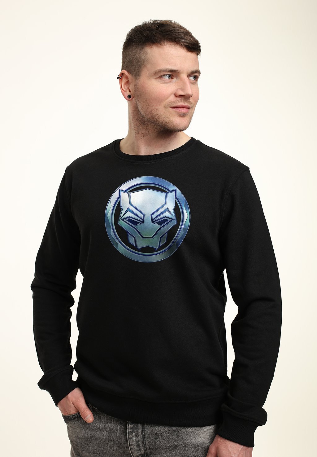 Толстовка MARVEL BLACK PANTHER WAKANDA FOREVER BLACK PANTHER SIGIL METAL Marvel, черный
Толстовка MARVEL BLACK PANTHER WAKANDA FOREVER BLACK PANTHER SIGIL METAL Marvel, черный
