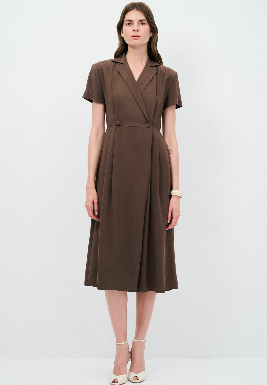 Платье adL Day dress, Brown
Платье adL Day dress, Brown