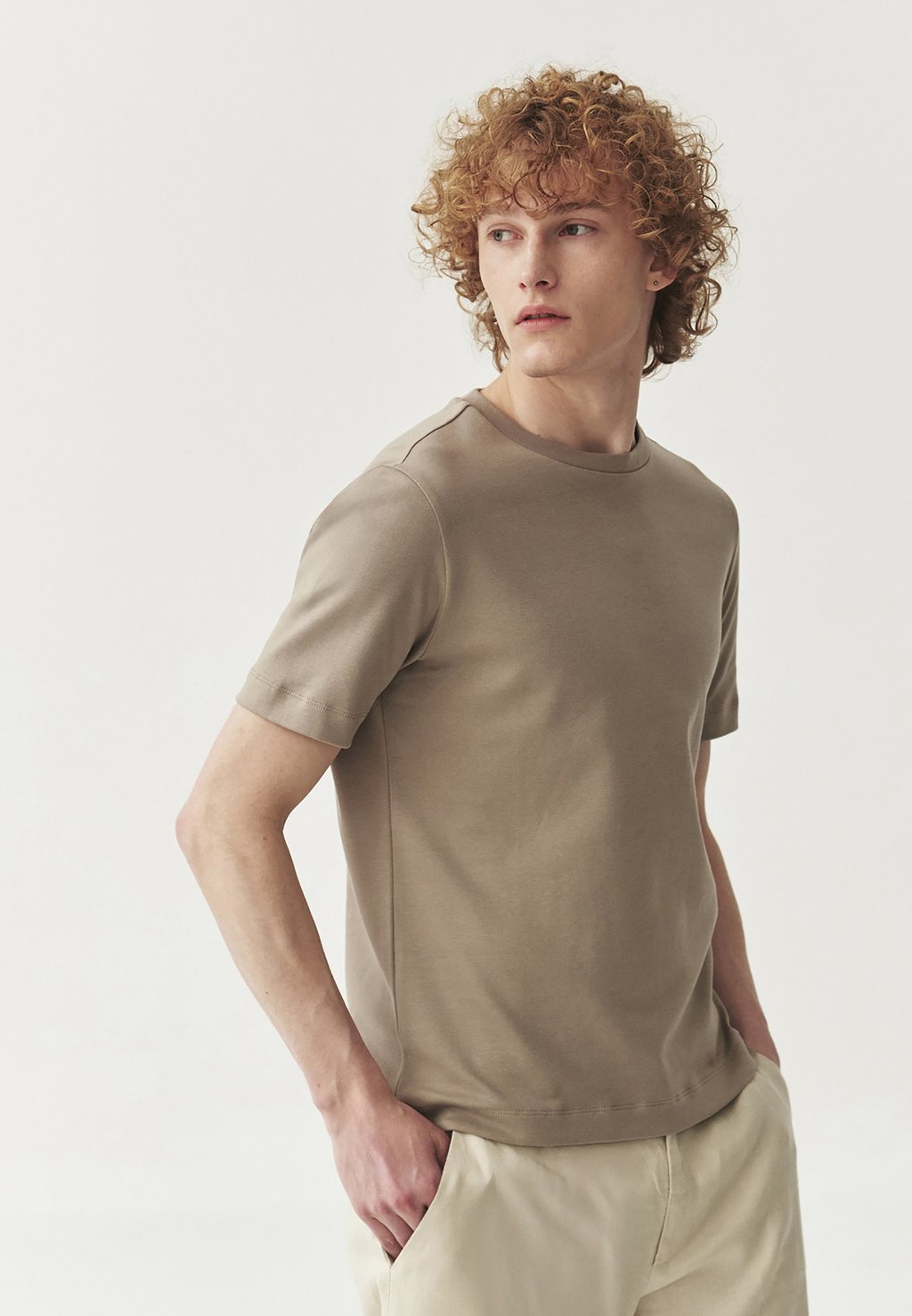 Базовая футболка TATUUM, темно-коричневый
Базовая футболка TATUUM, темно-коричневый