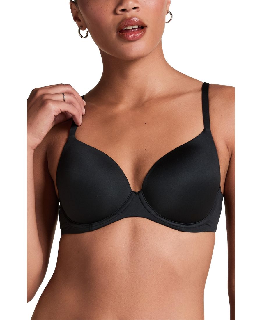 Супермягкий бюстгальтер с подкладкой и косточками Hunkemöller, Black
Супермягкий бюстгальтер с подкладкой и косточками Hunkemöller, Black