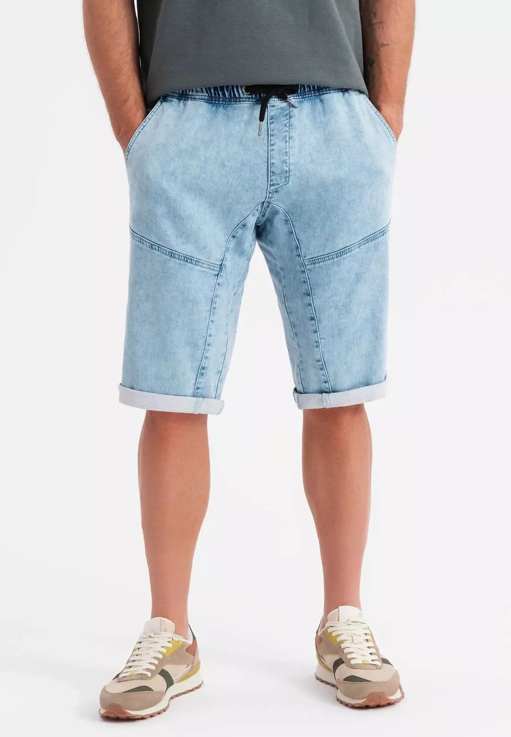 Джинсовые шорты WITH DECORATIVE STITCHING Ombre, светло-голубой
Джинсовые шорты WITH DECORATIVE STITCHING Ombre, светло-голубой