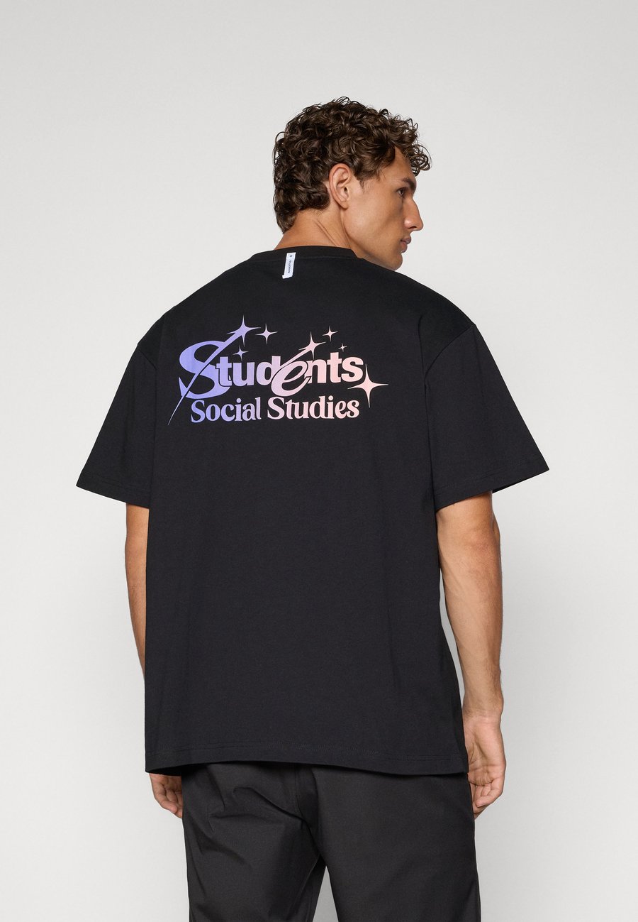 Футболка Students RISING STARS, Black, Черный, Футболка Students RISING STARS, Black
Футболка Students RISING STARS, Black, Черный, Футболка Students RISING STARS, Black