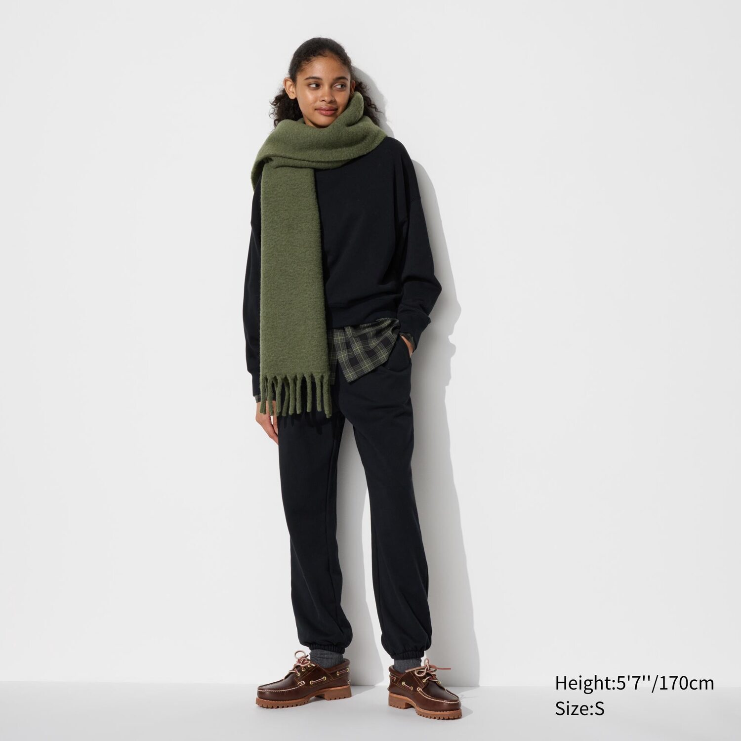 Спортивные брюки джоггеры UNIQLO, черный 
Спортивные брюки джоггеры UNIQLO, черный