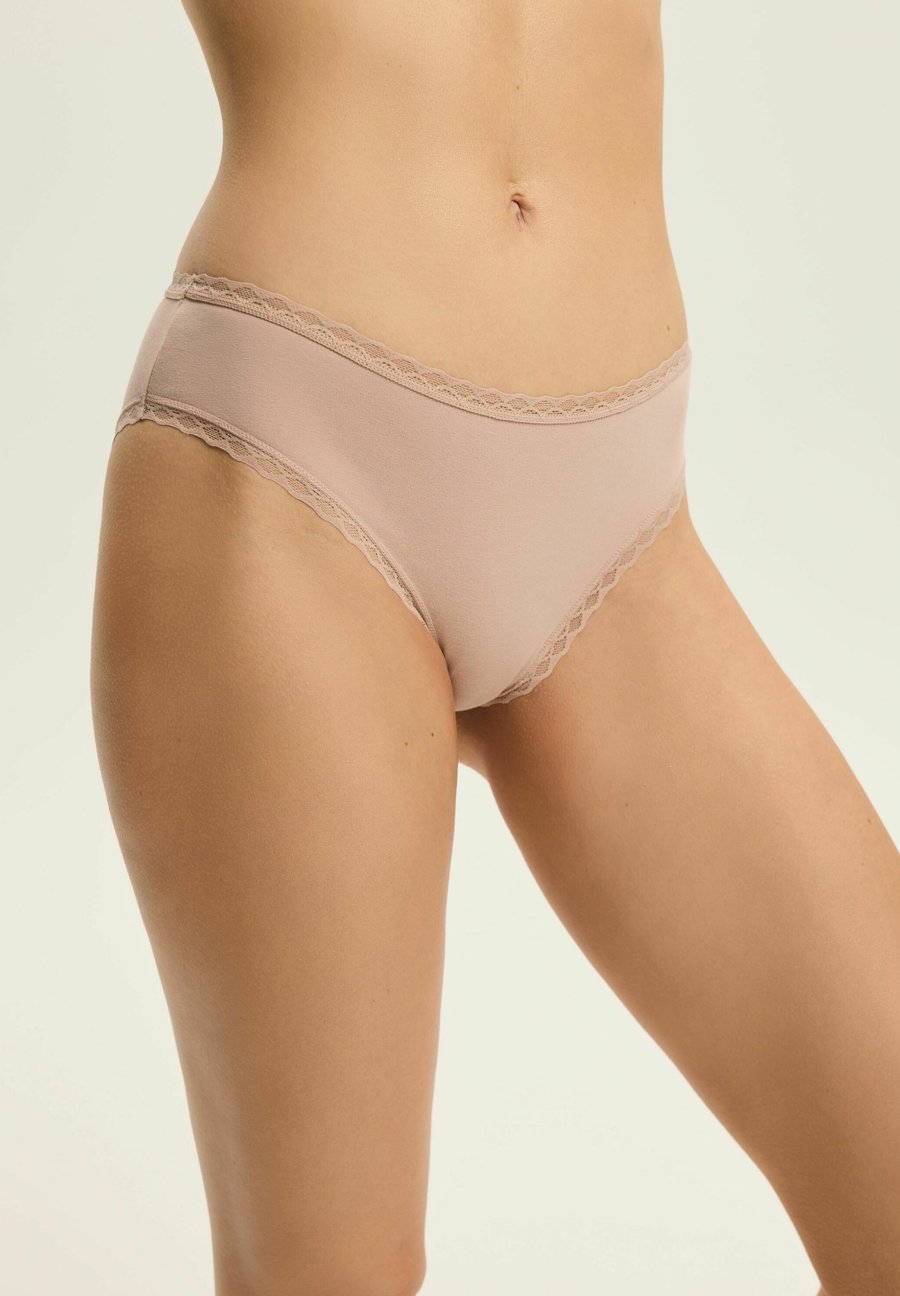 Трусы ESOTIQ PIXI, Beige/White/Beige
Трусы ESOTIQ PIXI, Beige/White/Beige