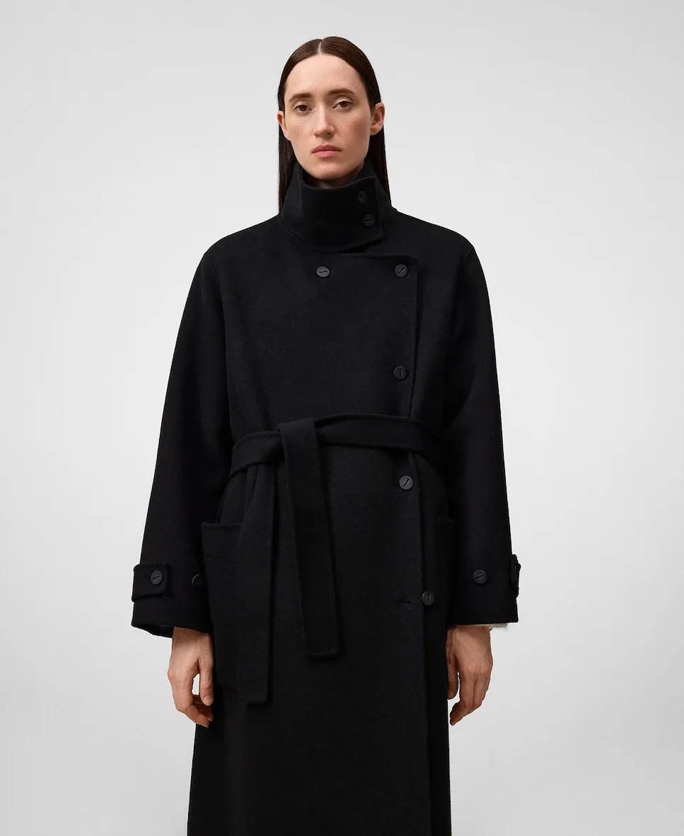 Женское двубортное пальто из сукна с воротником-стойкой Adolfo Dominguez, черный
Женское двубортное пальто из сукна с воротником-стойкой Adolfo Dominguez, черный