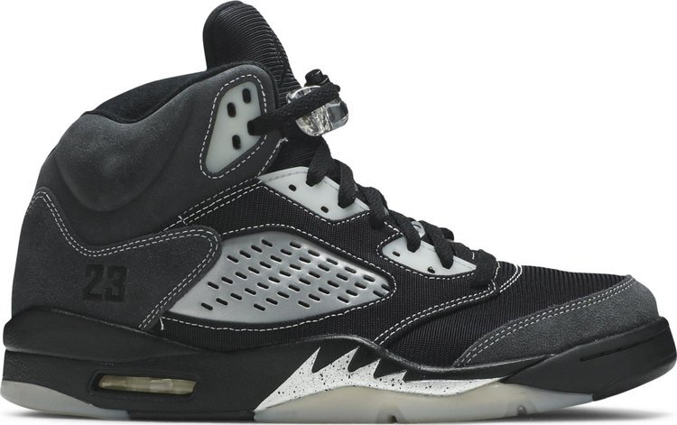 Кроссовки Air Jordan 5 Retro Anthracite, черный
Кроссовки Air Jordan 5 Retro Anthracite, черный