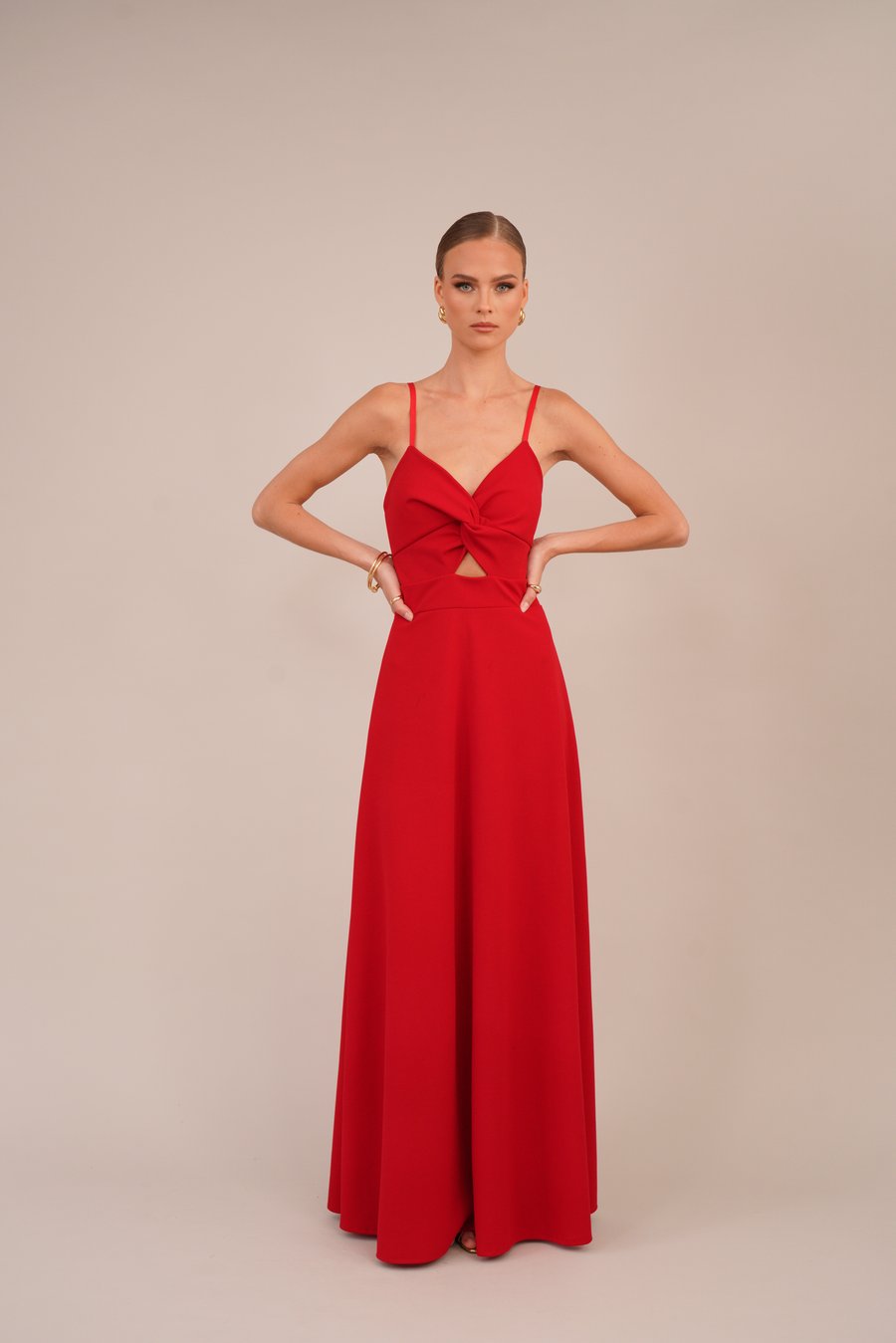 Платье WAL G. ANNE CUT OUT, Cherry Red/Red
Платье WAL G. ANNE CUT OUT, Cherry Red/Red