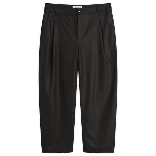 Сложенные широкие брюки A Kind Of Guise, Dark Brown Houndstooth
Сложенные широкие брюки A Kind Of Guise, Dark Brown Houndstooth