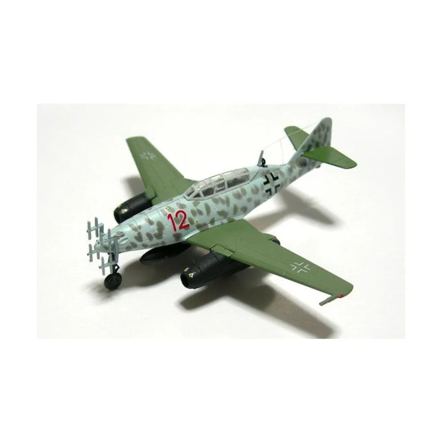 Мессершмитт Ме262б (3а), Early Jet Collection (1:144 Scale)
Мессершмитт Ме262б (3а), Early Jet Collection (1:144 Scale)