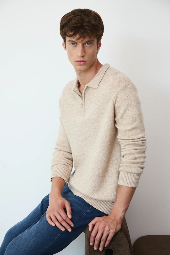 Свитер Medicine, бежевый
Свитер Medicine, бежевый