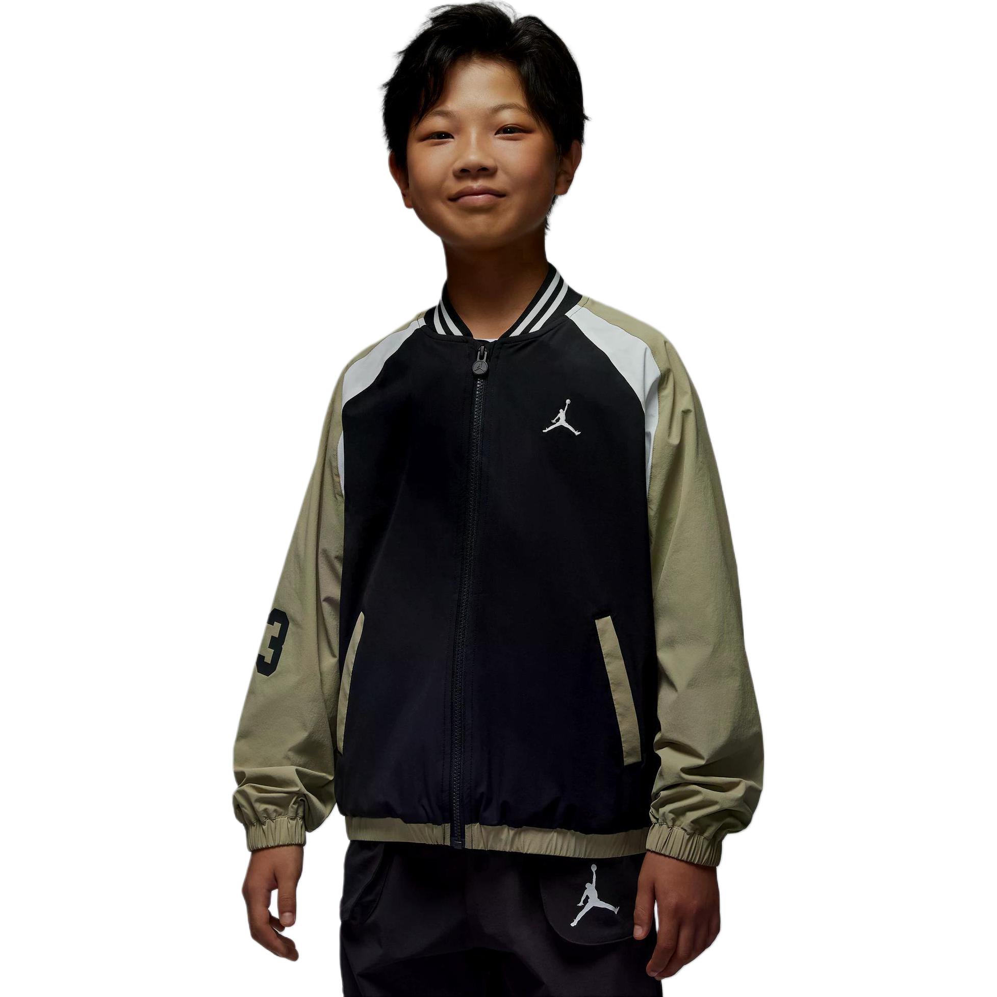 Детская куртка Grade School Nike, серый черный
Детская куртка Grade School Nike, серый черный