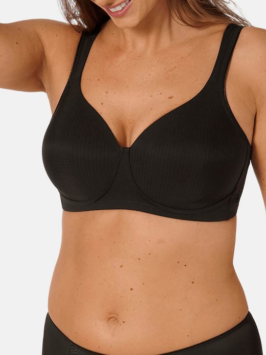 Бюстгальтер с чашкой без косточек современный мягкий + хлопок р Triumph, черный
Бюстгальтер с чашкой без косточек современный мягкий + хлопок р Triumph, черный