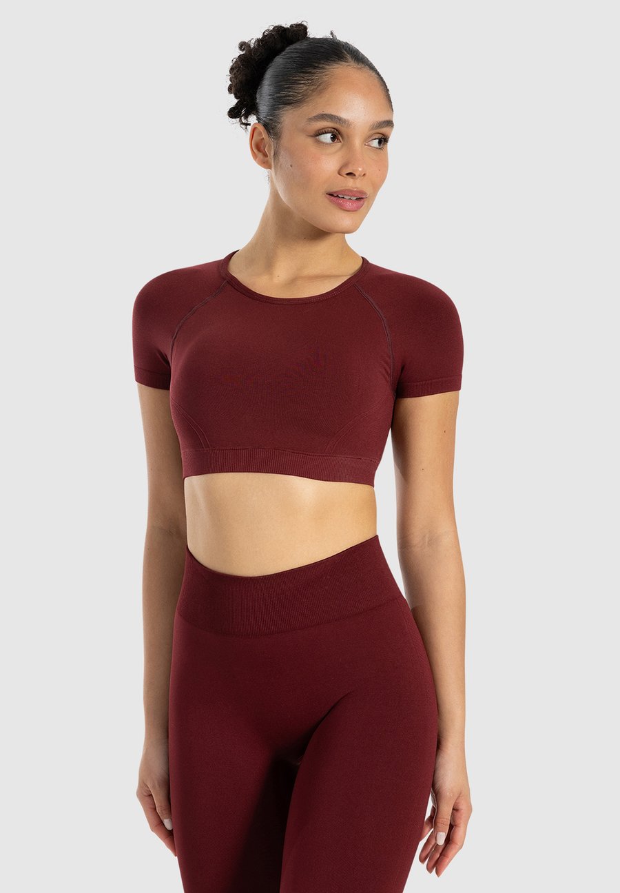Футболка Smilodox CROP SOHELI, Bordeaux
Футболка Smilodox CROP SOHELI, Bordeaux