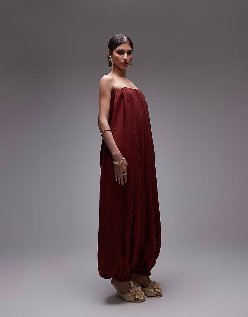 Комбинезон-бандо из модала с подолом-пузырем ASOS DESIGN кирпично-красного цвета
Комбинезон-бандо из модала с подолом-пузырем ASOS DESIGN кирпично-красного цвета