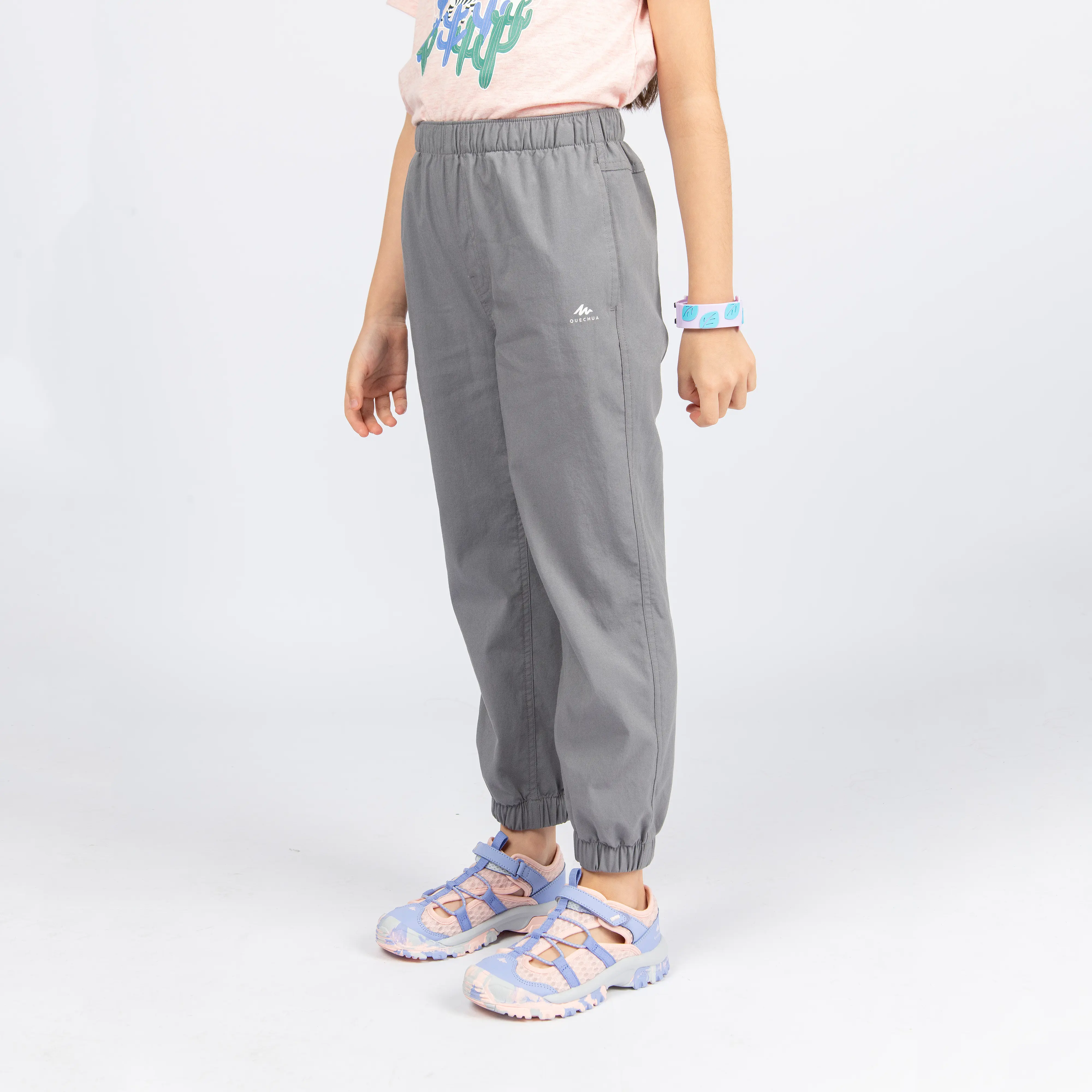 Серые подростковые горные брюки Quechua MH100
Серые подростковые горные брюки Quechua MH100