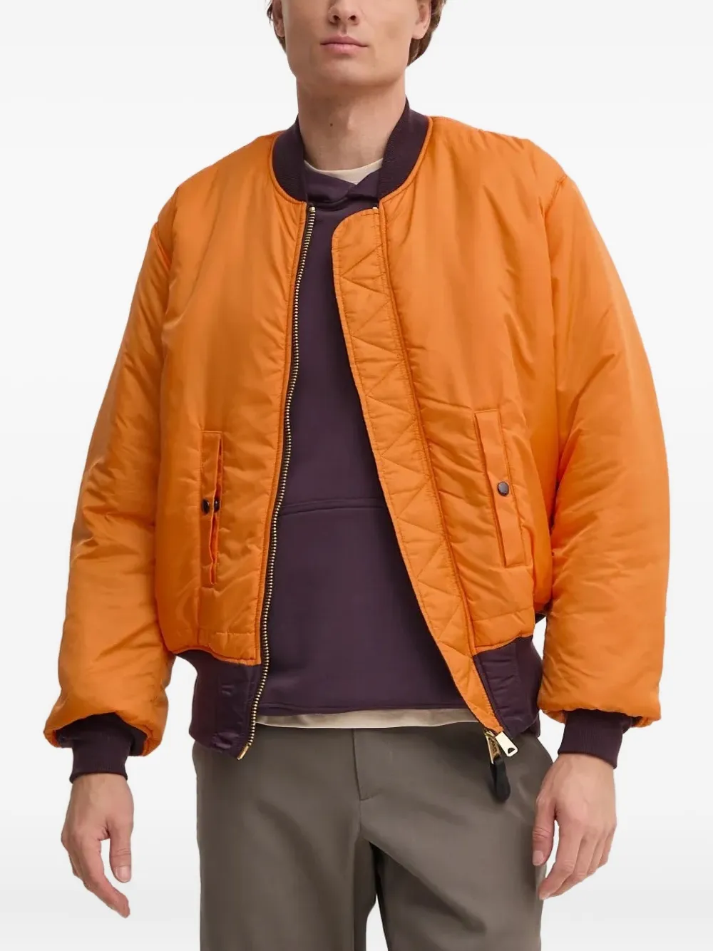 Стеганая куртка-бомбер на молнии MA-1 Alpha Industries, оранжевый
Стеганая куртка-бомбер на молнии MA-1 Alpha Industries, оранжевый