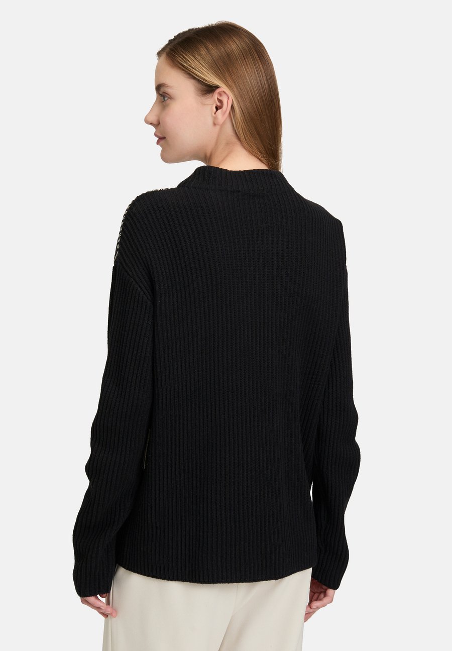 Джемпер Betty Barclay Jumper, Patch Black/Beige/Black
Джемпер Betty Barclay Jumper, Patch Black/Beige/Black
