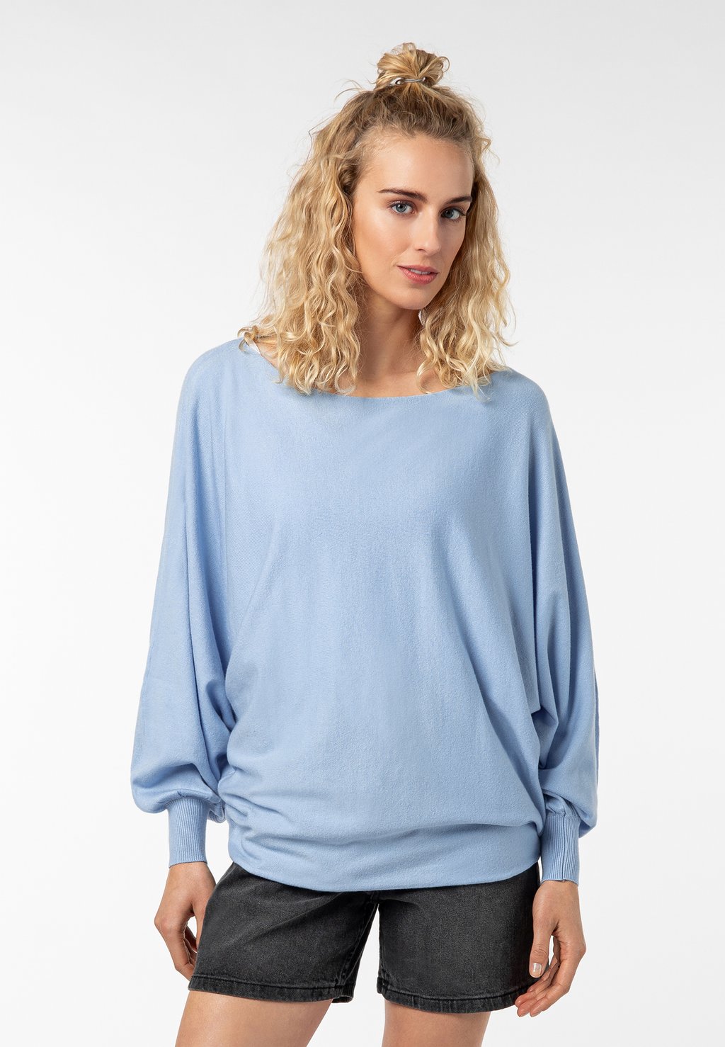 Джемпер Sublevel, светло-голубой
Джемпер Sublevel, светло-голубой