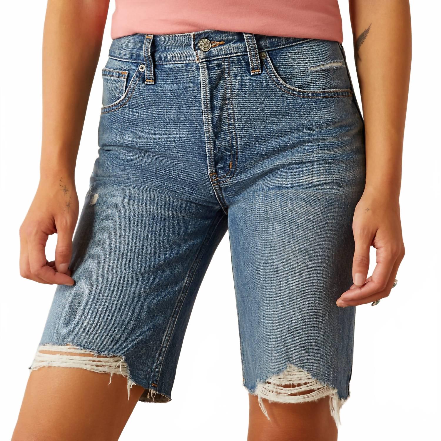 Джинсовые шорты Jazmine с высокой талией 8 дюймов в цвете лунный камень ARIAT, Moonstone Wash
Джинсовые шорты Jazmine с высокой талией 8 дюймов в цвете лунный камень ARIAT, Moonstone Wash