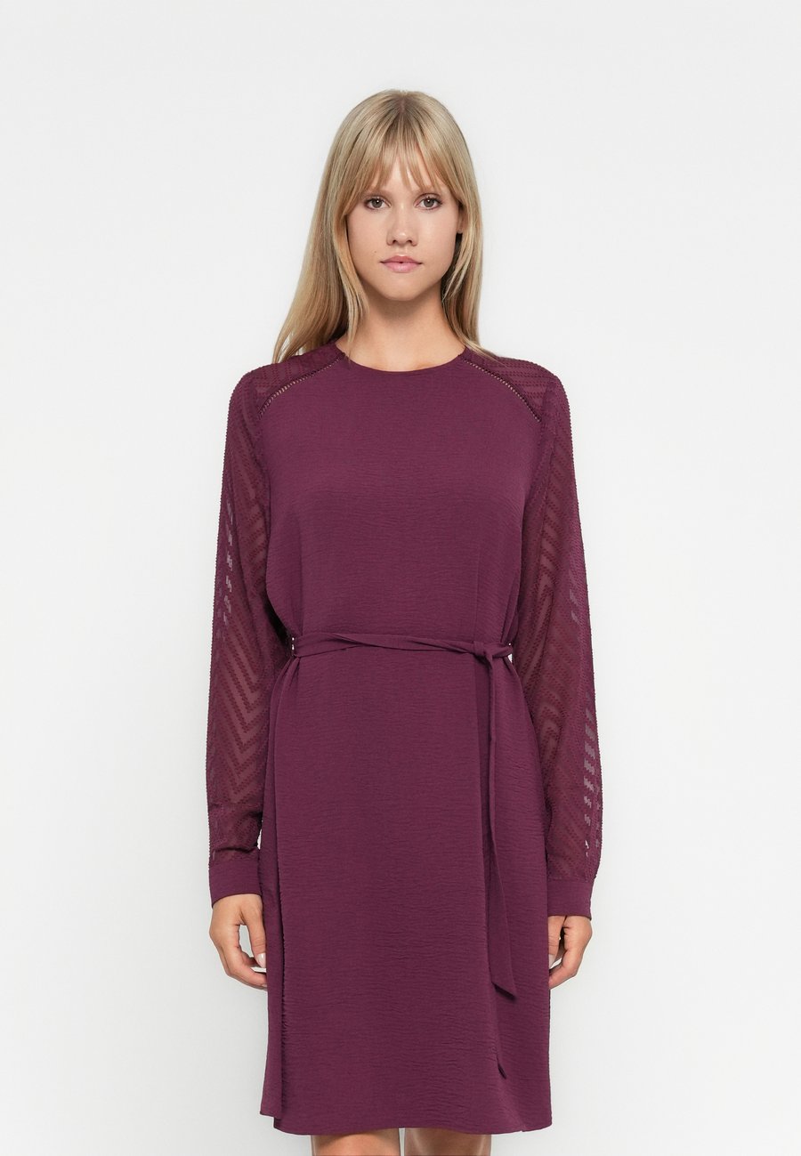 Платье ONLY ONLMETTE DOBBY SLEEVE DRESS , Mauve Wine/Bordeaux
Платье ONLY ONLMETTE DOBBY SLEEVE DRESS , Mauve Wine/Bordeaux