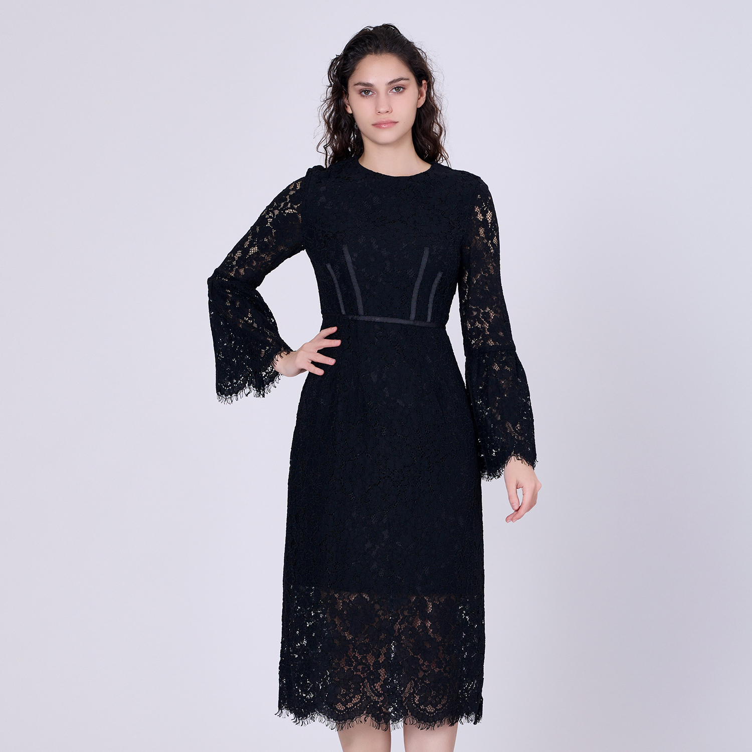 Кружевное платье с бюстье и рукавами-тюльпанами Smart And Joy, черный
Кружевное платье с бюстье и рукавами-тюльпанами Smart And Joy, черный