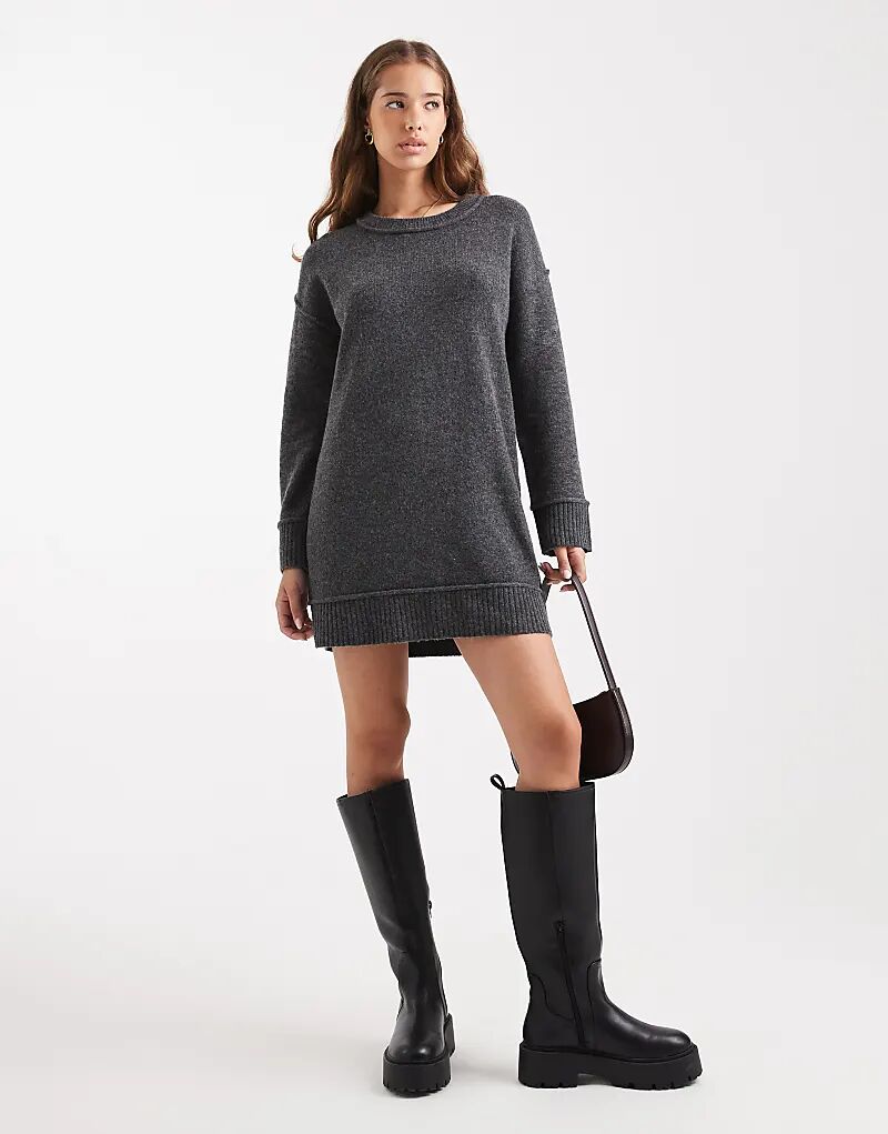 ONLY трикотажное мини-платье со спущенным плечом серого цвета
ONLY трикотажное мини-платье со спущенным плечом серого цвета