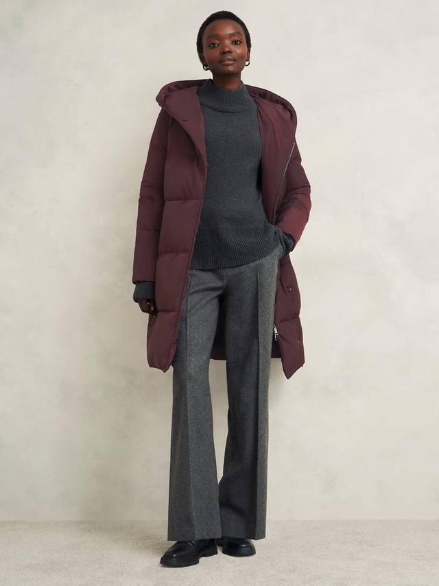 Пуховик от дарлы Hobbs, цвет Wine
Пуховик от дарлы Hobbs, цвет Wine