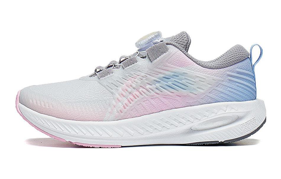 Детские противоскользящие беговые кроссовки Lang Peng V2 Антарктический серый с персиково-розовым LINING YOUNG, Антарктический серый/Персиково-розовый
Детские противоскользящие беговые кроссовки Lang Peng V2 Антарктический серый с персиково-розовым LINING YOUNG, Антарктический серый/Персиково-розовый