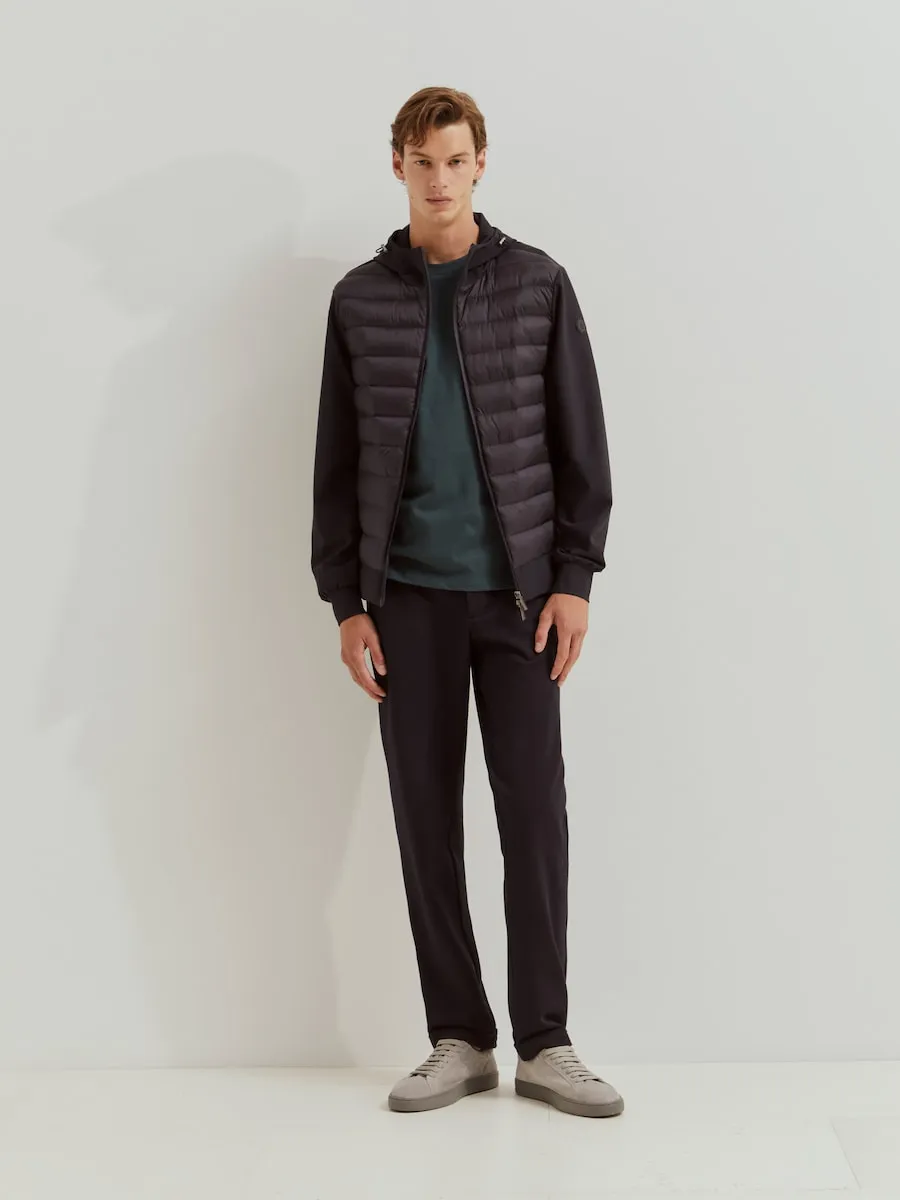 Мужская стеганая куртка с капюшоном цвета морской волны Lion of Porches
Мужская стеганая куртка с капюшоном цвета морской волны Lion of Porches