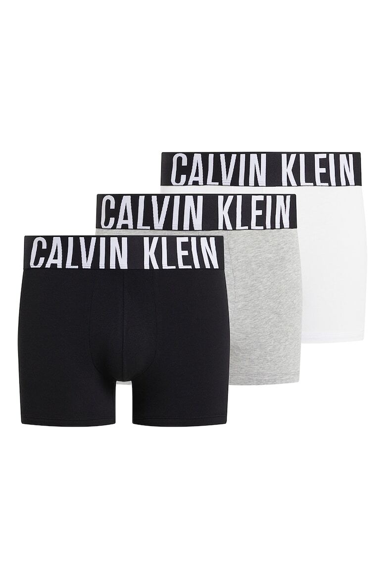 Набор мужских боксеров Calvin Klein с логотипом на поясе, 3 пары
Набор мужских боксеров Calvin Klein с логотипом на поясе, 3 пары