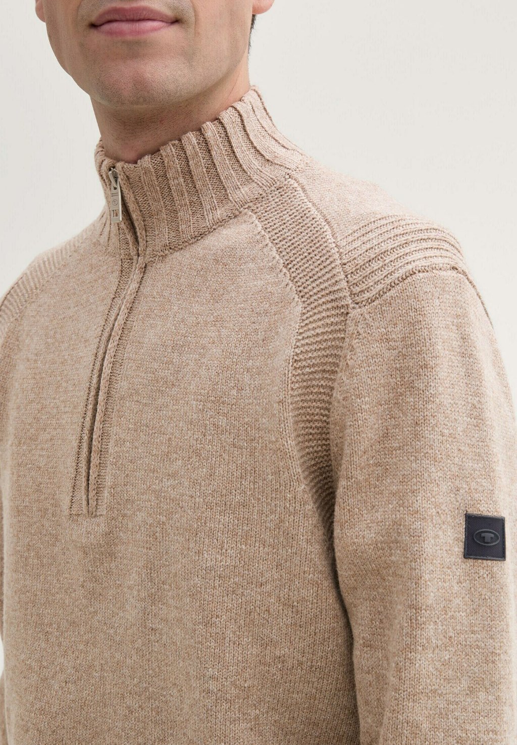 Джемпер TROYER MIT DETAILS TOM TAILOR, бежевый
Джемпер TROYER MIT DETAILS TOM TAILOR, бежевый