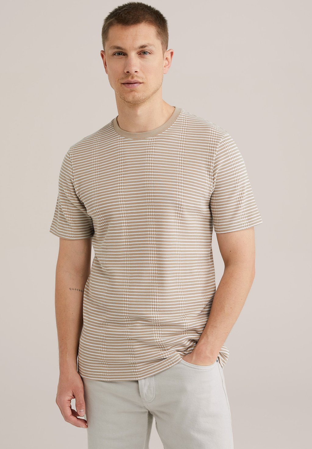 Футболка с принтом WE Fashion, бежевый
Футболка с принтом WE Fashion, бежевый