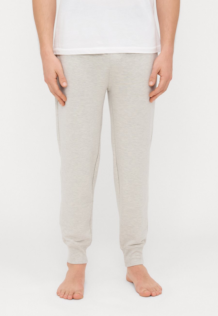 Пижамные брюки Polo Ralph Lauren JOGGER SLEEP BOTTOM, Light Grey Heather/Light Grey
Пижамные брюки Polo Ralph Lauren JOGGER SLEEP BOTTOM, Light Grey Heather/Light Grey