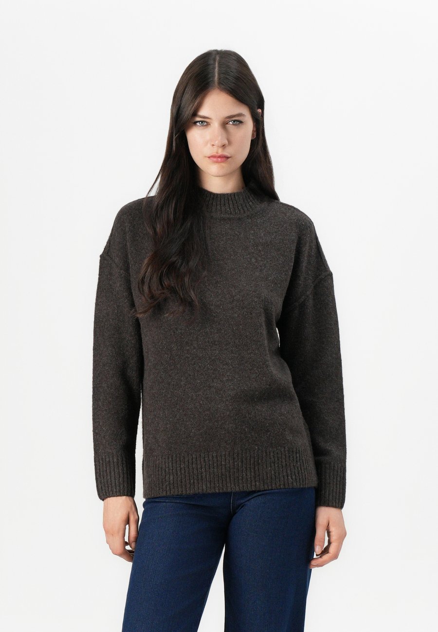 Джемпер Vero Moda VMILSE HIGHNECK PULLOVER, Chocolate Torte/Dark Brown
Джемпер Vero Moda VMILSE HIGHNECK PULLOVER, Chocolate Torte/Dark Brown