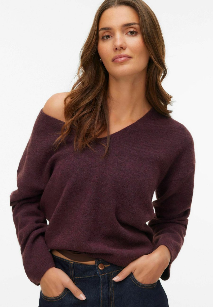 Джемпер Vero Moda PULLOVER VMBESTI, Winetasting/Bordeaux
Джемпер Vero Moda PULLOVER VMBESTI, Winetasting/Bordeaux