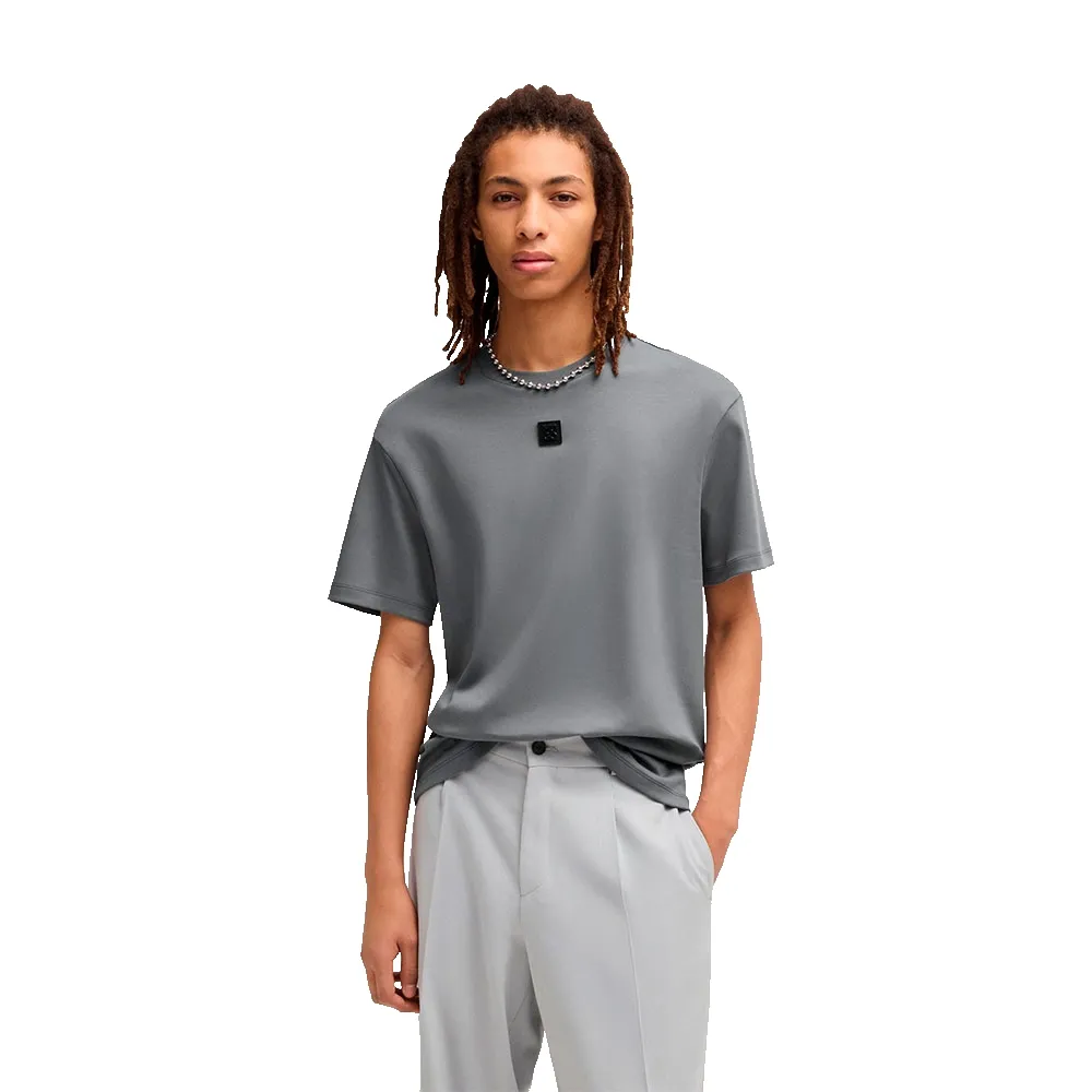 Футболка с коротким рукавом HUGO Dalile, серый
Футболка с коротким рукавом HUGO Dalile, серый