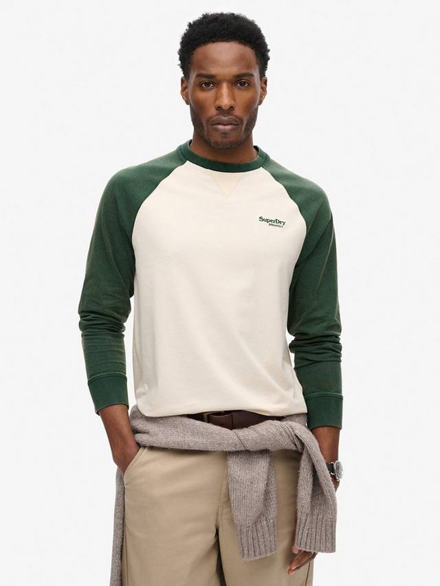 Бейсболка с логотипом Essential с длинными рукавами Superdry, Oatmeal/Enamel Green
Бейсболка с логотипом Essential с длинными рукавами Superdry, Oatmeal/Enamel Green