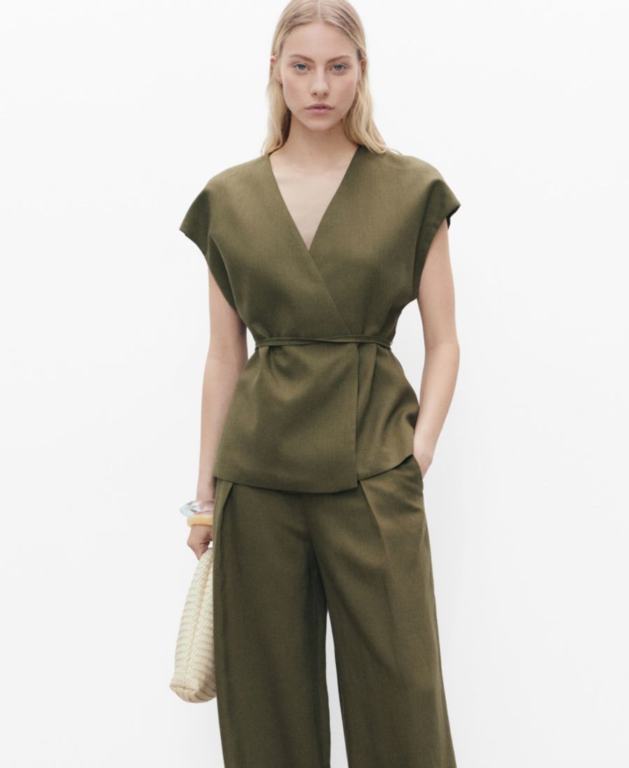 Женская блузка-топ из смесовой льняной ткани MANGO, Khaki
Женская блузка-топ из смесовой льняной ткани MANGO, Khaki