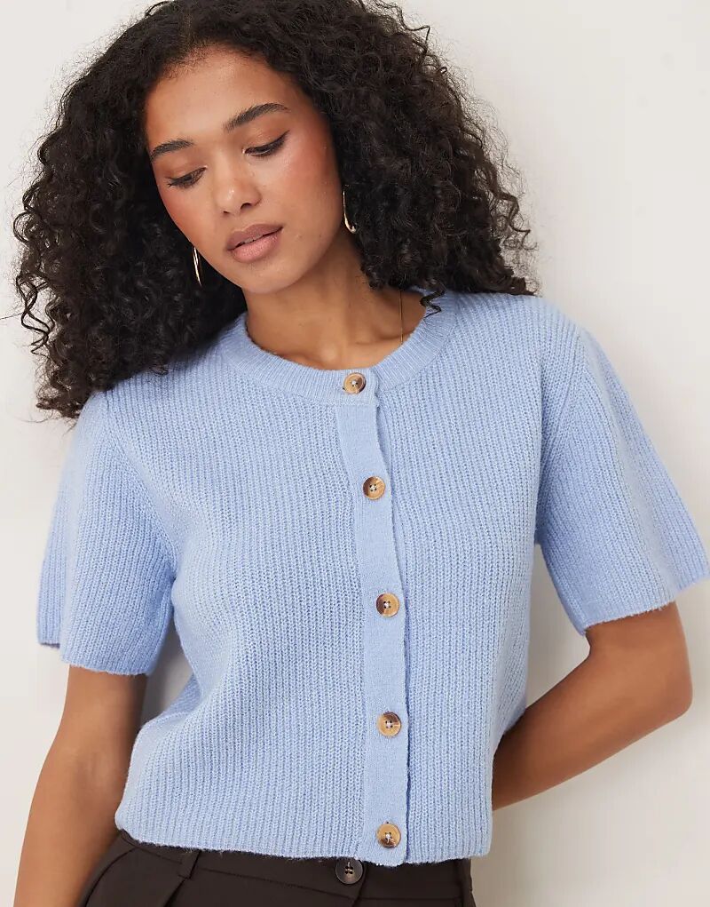 Кардиган Brave Soul с короткими рукавами нежно-голубого цвета
Кардиган Brave Soul с короткими рукавами нежно-голубого цвета
