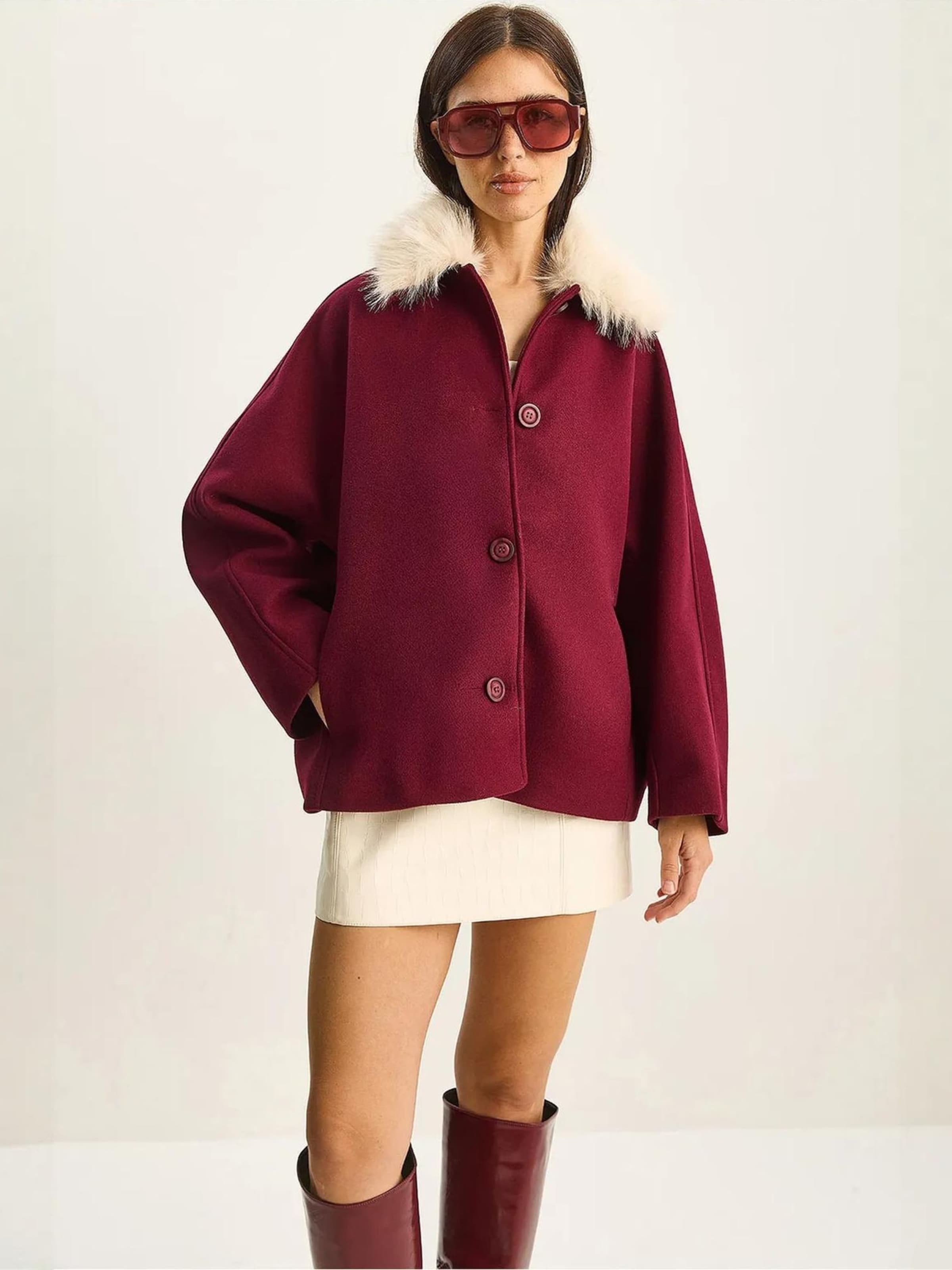 Bianco Lucci Зимнее пальто в цвете бордо
Bianco Lucci Зимнее пальто в цвете бордо