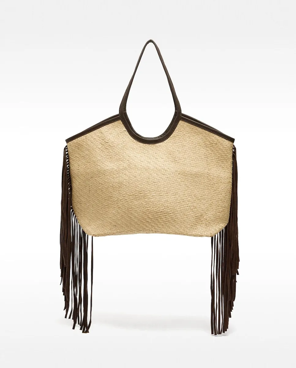 Сумка-шоппер из кожи под рафию с бахромой и магнитной застежкой Parfois, темно-коричневый
Сумка-шоппер из кожи под рафию с бахромой и магнитной застежкой Parfois, темно-коричневый